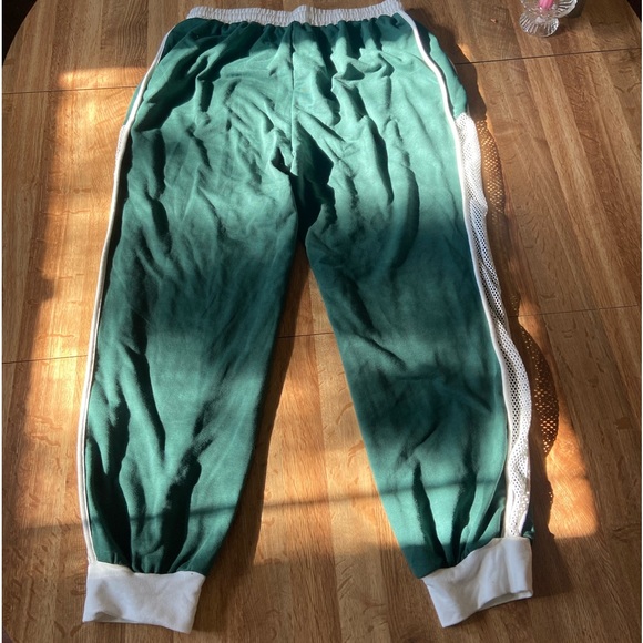 Green sweatpants - Picture 3 of 4